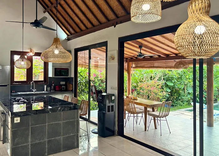 Sukhaloka By Agata - 2br Private Pool